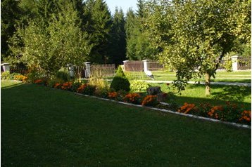 Eslovaquia Privát Komjatná, Exterior